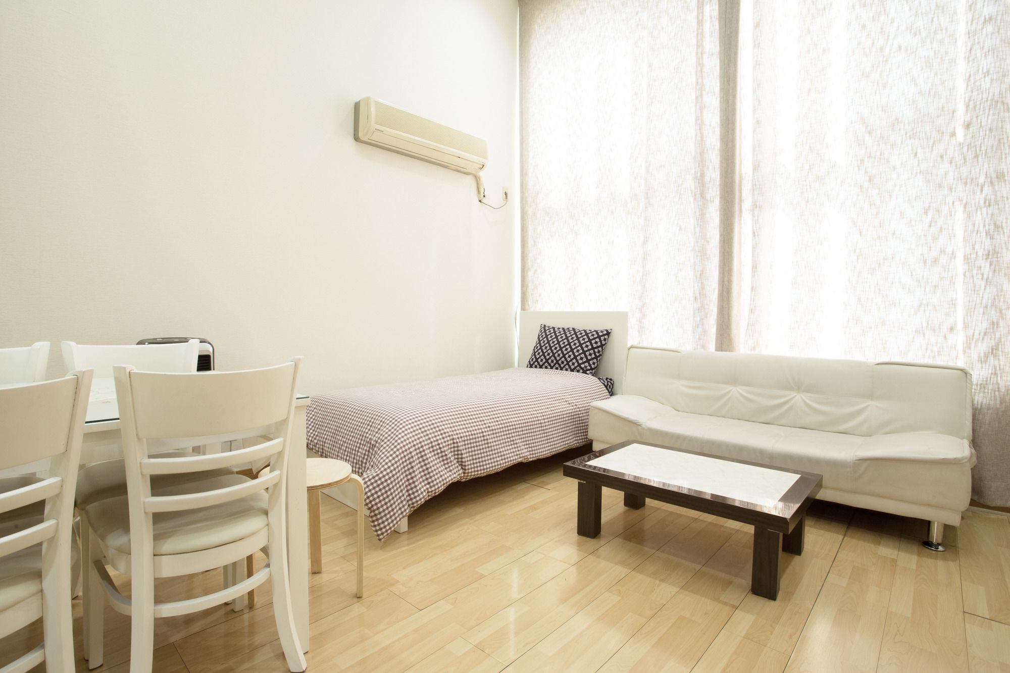 Njoy Apartment *